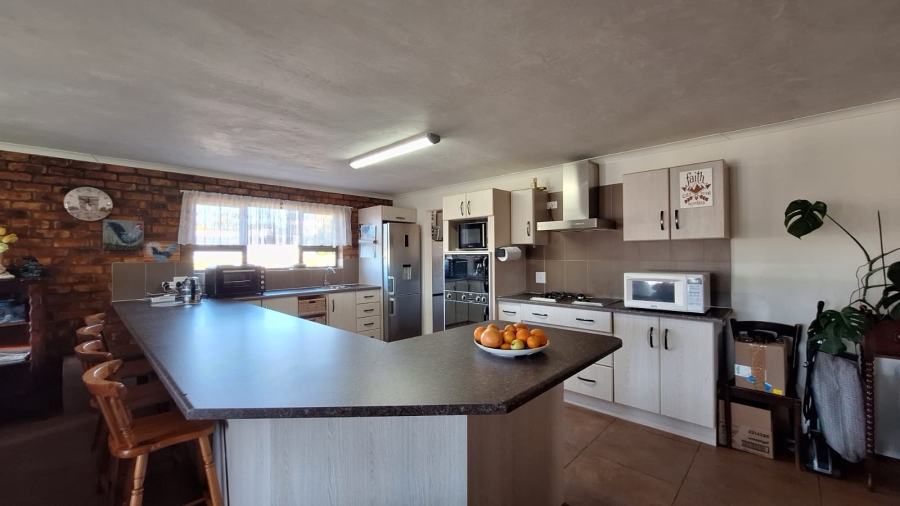 3 Bedroom Property for Sale in Stilbaai Wes Western Cape